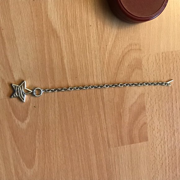 Silver Star Bracelet - Picture 2 of 4